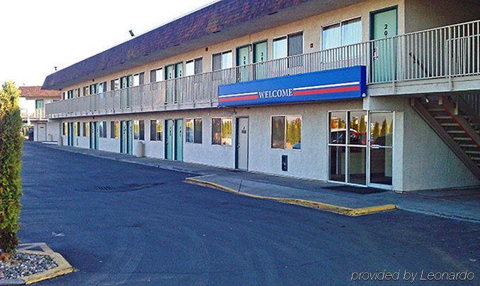 Rodeway Inn Pasco Esterno foto