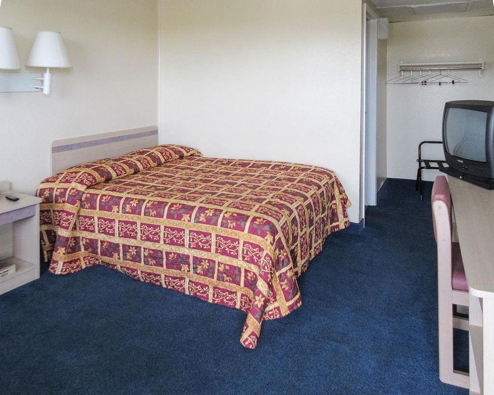 Rodeway Inn Pasco Esterno foto
