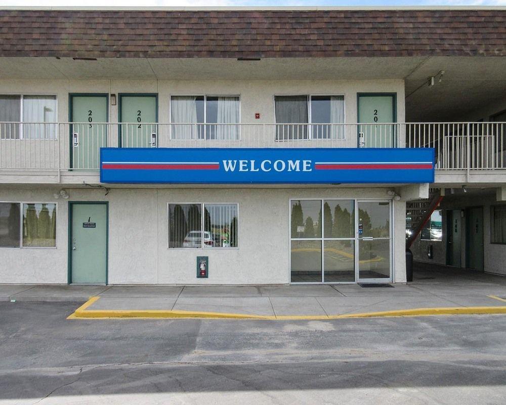Rodeway Inn Pasco Esterno foto