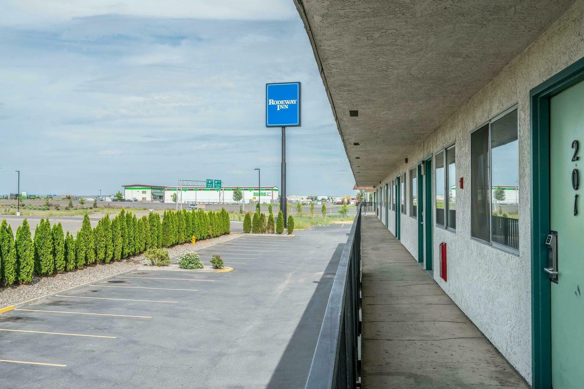 Rodeway Inn Pasco Esterno foto
