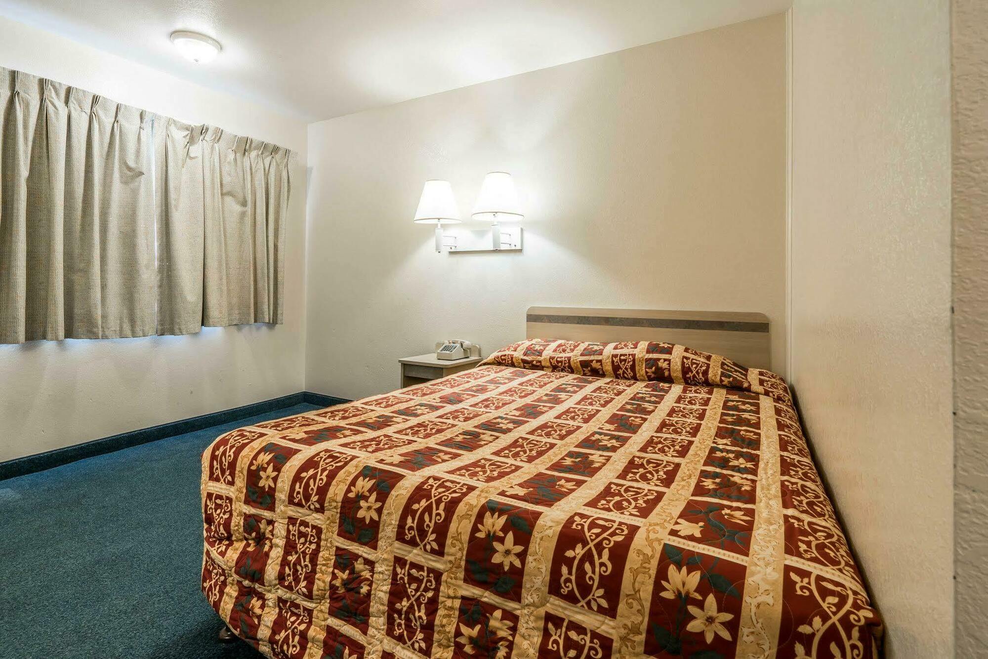 Rodeway Inn Pasco Esterno foto
